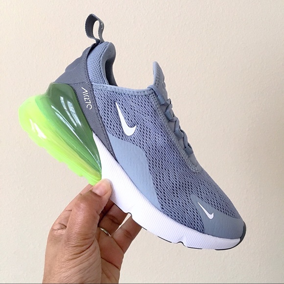 Women’s Nike Air Max 270 - Picture 2 of 7